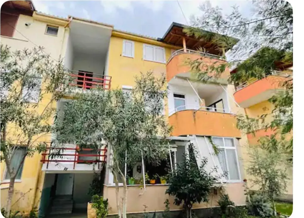 Seaside Apartments Golem Golem