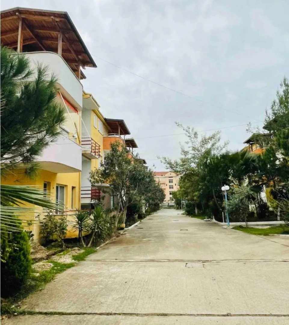 Seaside Apartments Golem Golem